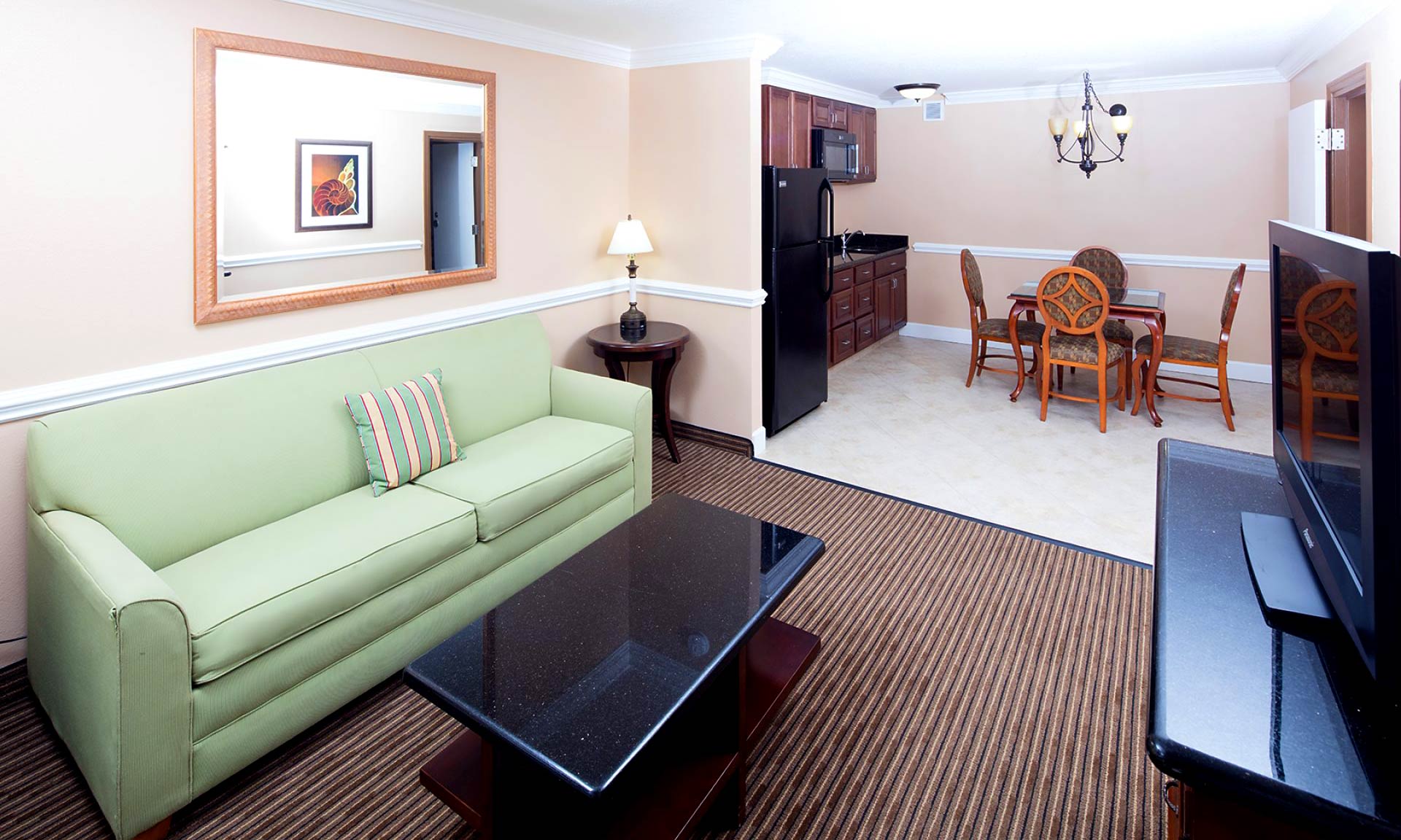 Red_Lion_Hotel_Orlando_KissimmeeMaingate_Guestroom_04